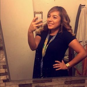 Meet your Posher, Laurina